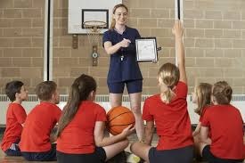 哈登谈带伤作战：还剩10场比赛 每场对我们来说都至关重要